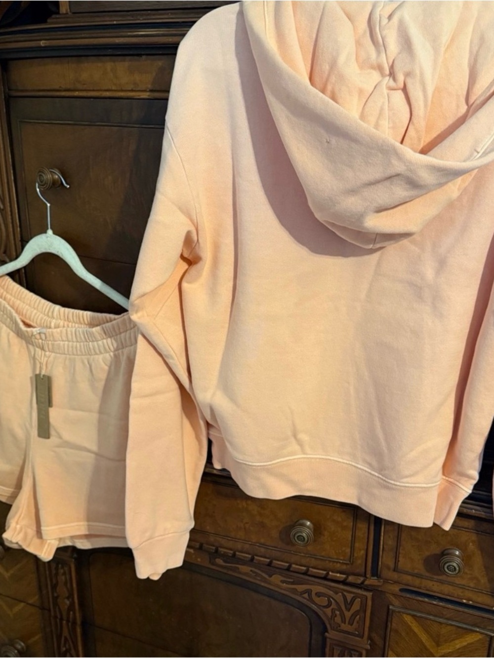 SKIMS Pink Cozy Hoodie & Short Set - Picture 3 of 6